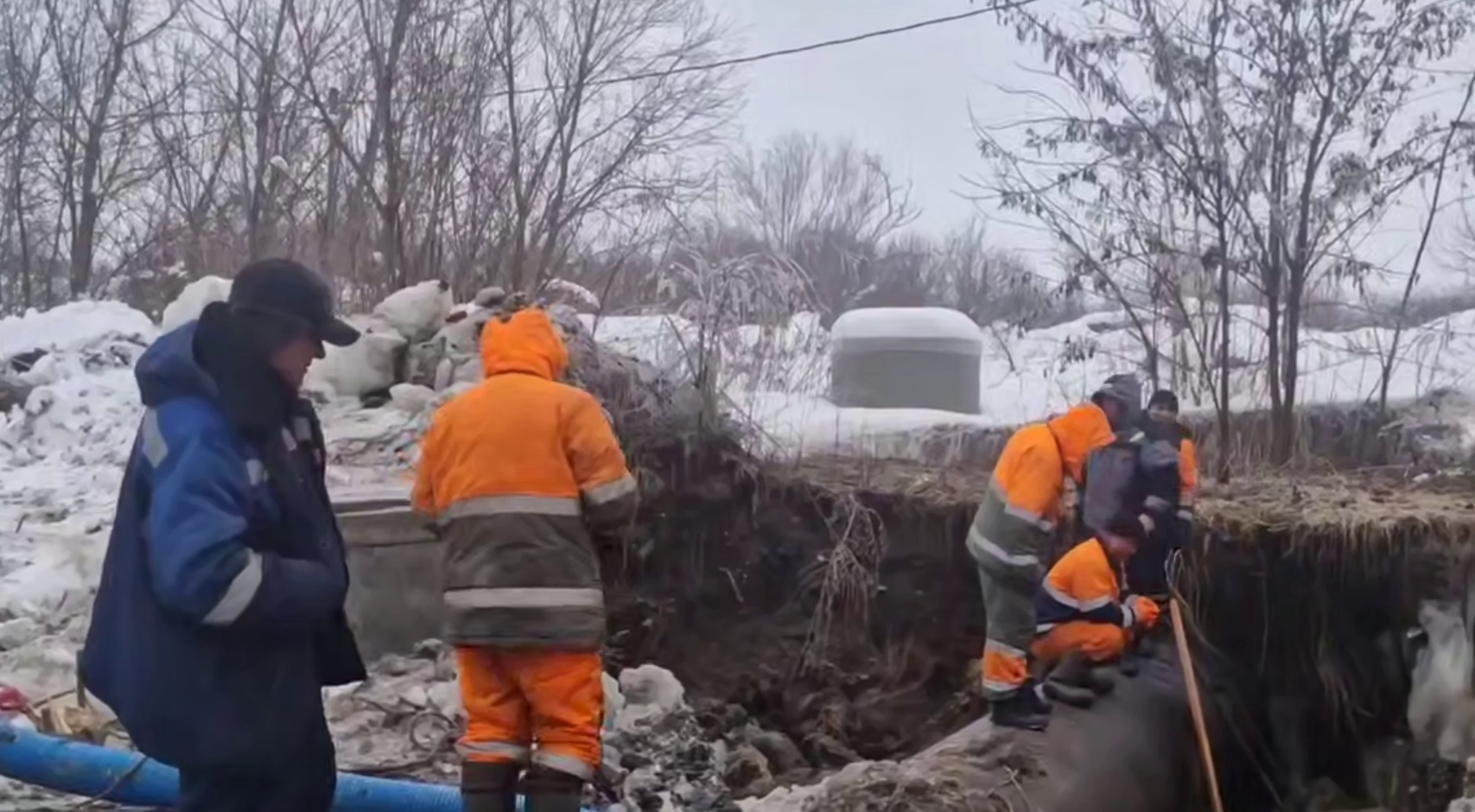 Прокуратура начала проверку из-за аварии, оставившей без воды 100 тысяч саратовцев Прокуратура начала проверку из-за аварии, оставившей без воды 100 тысяч саратовцев