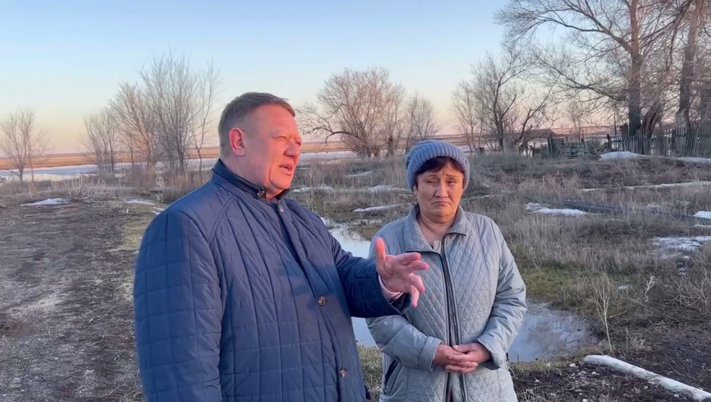 Николай Панков встретился с жителями сел, пострадавших от паводка
