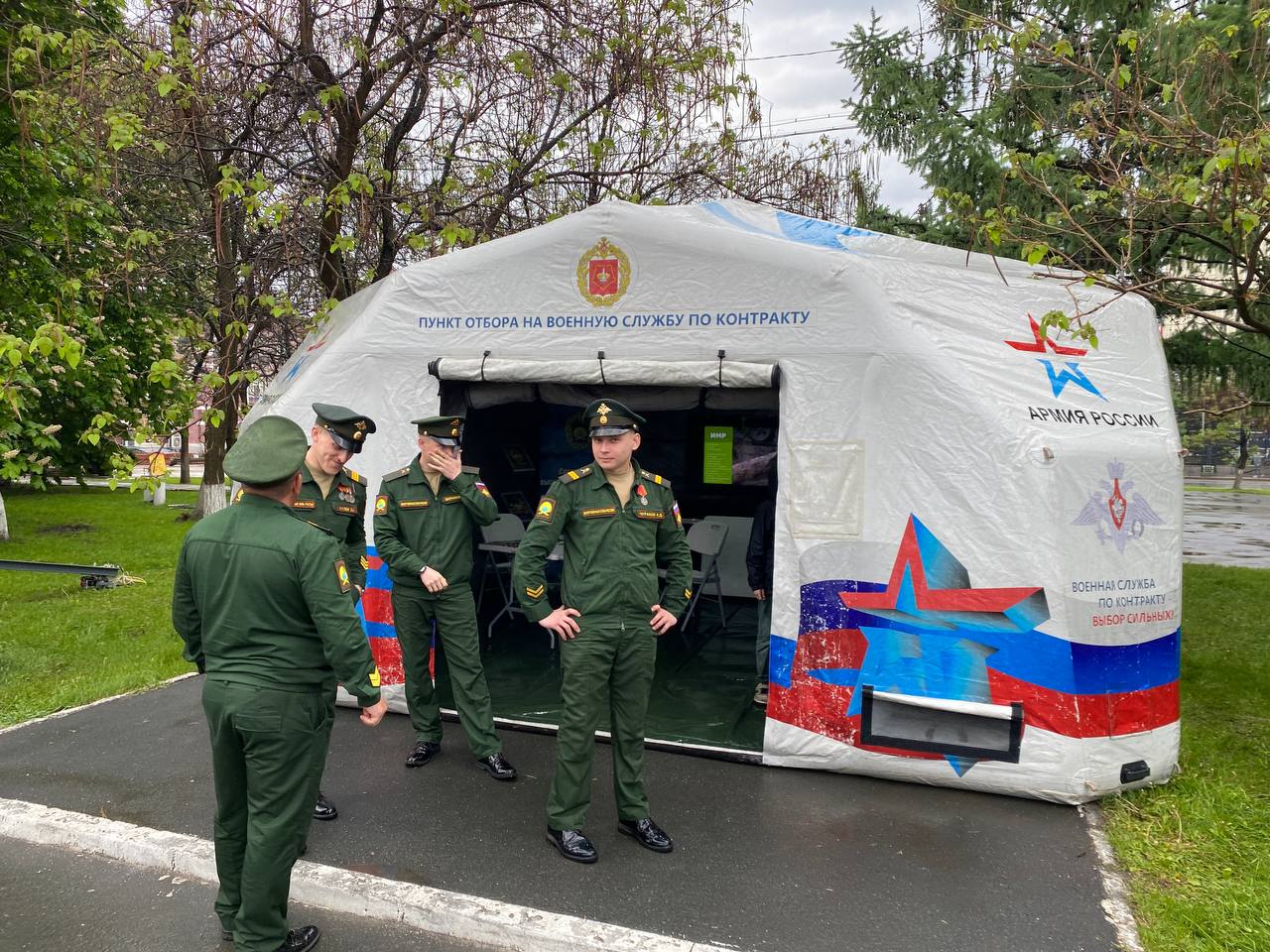 Парад в Саратове 8 мая 2025 19