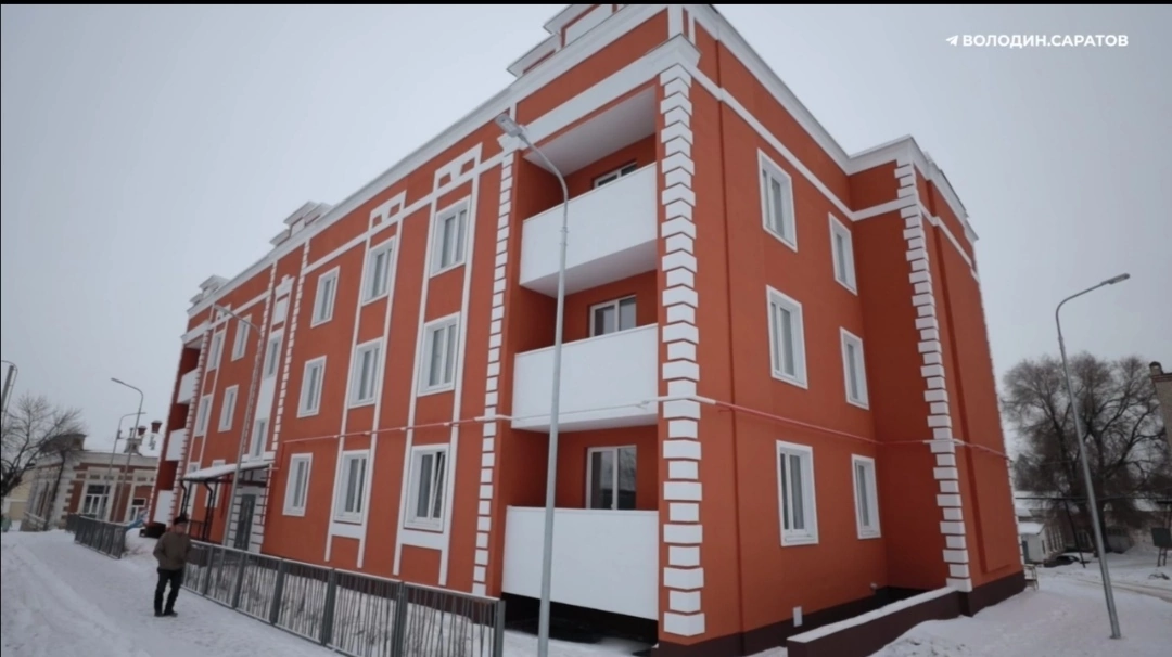 Саратовских медиков заставили платить за служебное жильё