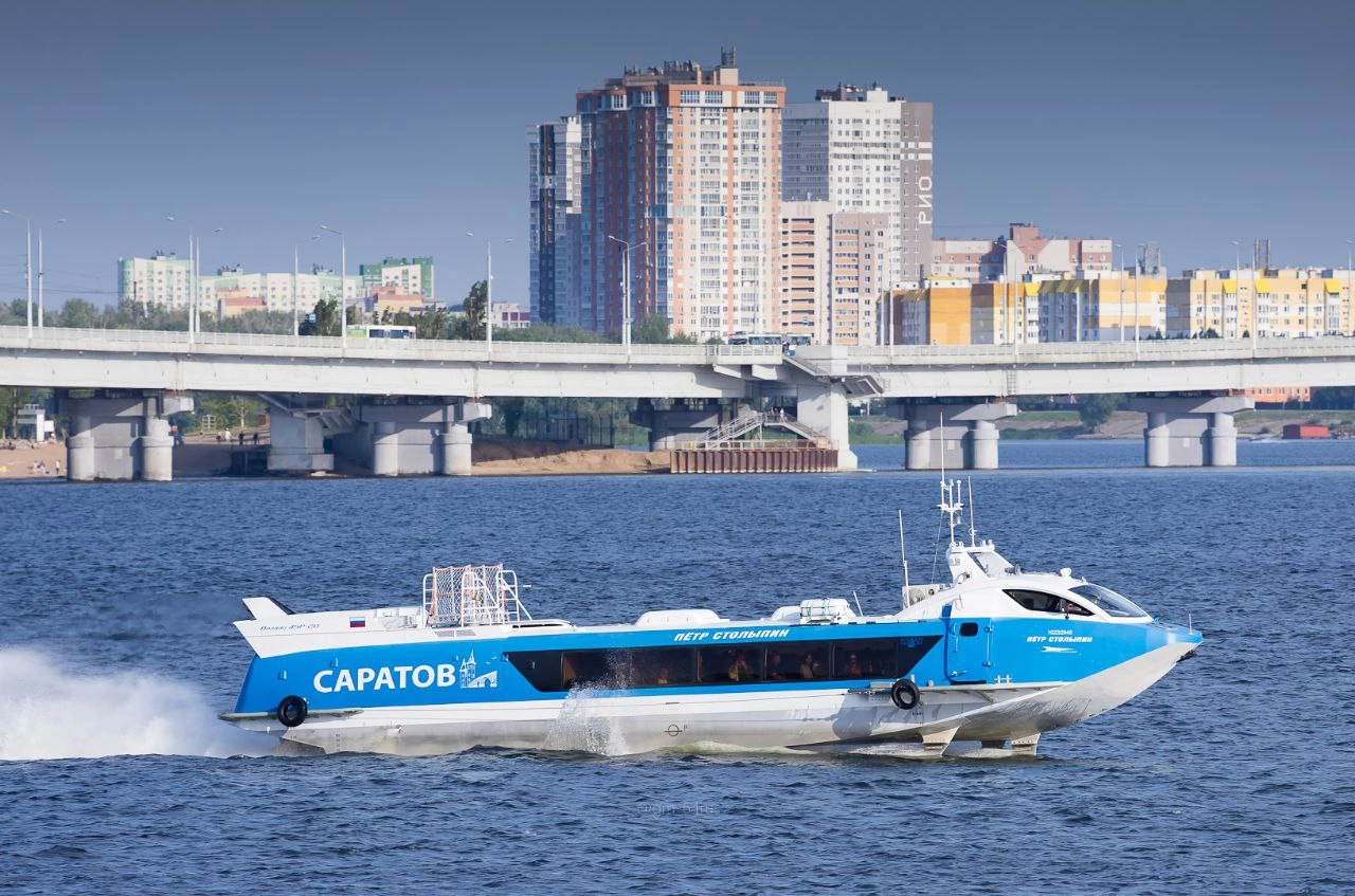 Скоростное речное судно 