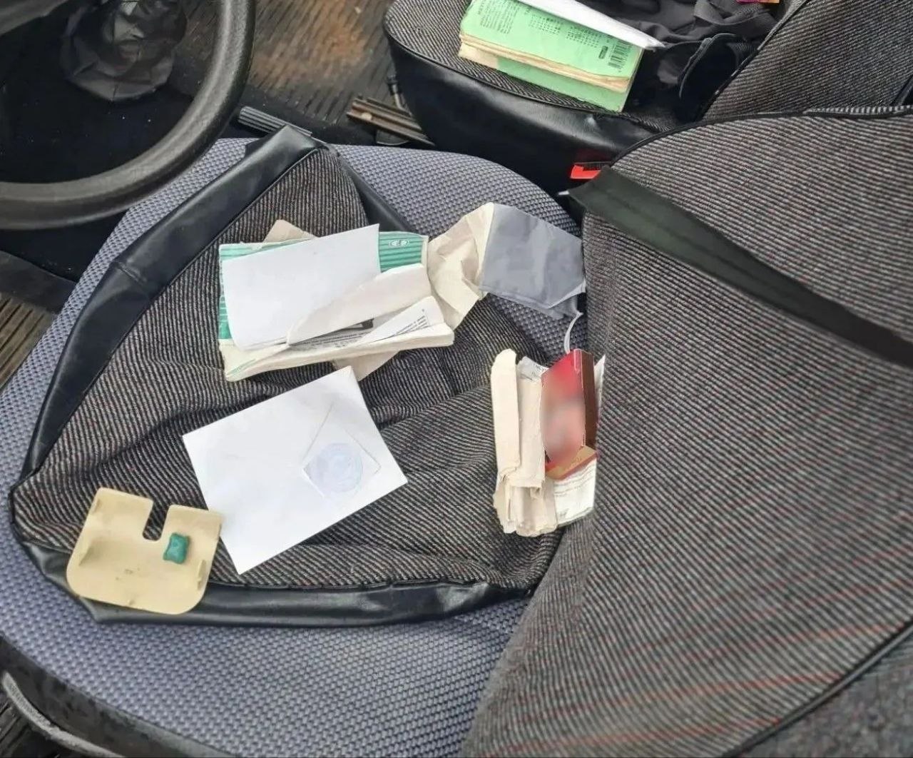 Саратовец прятал наркотики в автохламе Саратовец прятал наркотики в автохламе