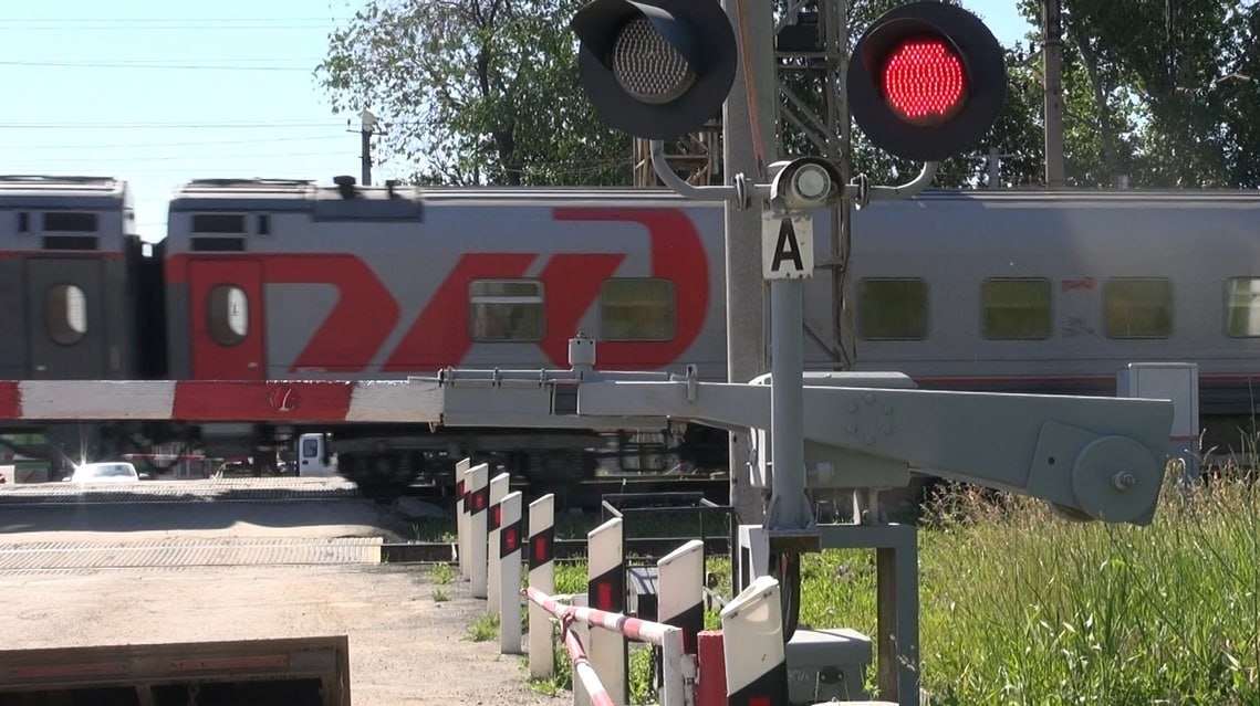 В Саратове временно закроют четыре железнодорожных переезда
