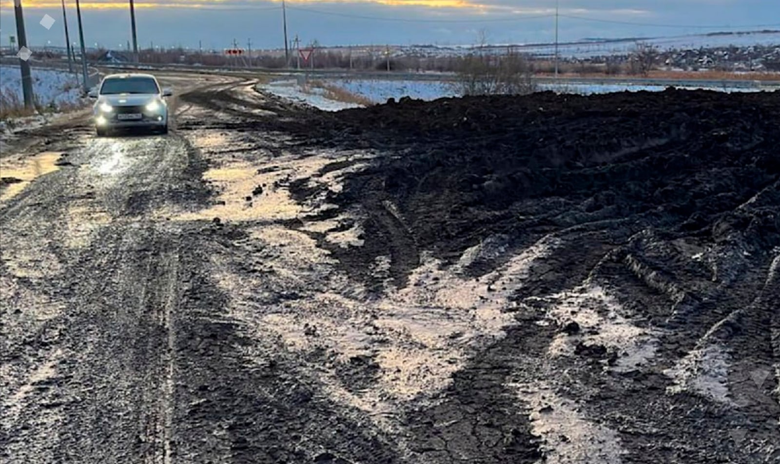 Бастрыкин заинтересовался бездорожьем в саратовском поселке Латухино