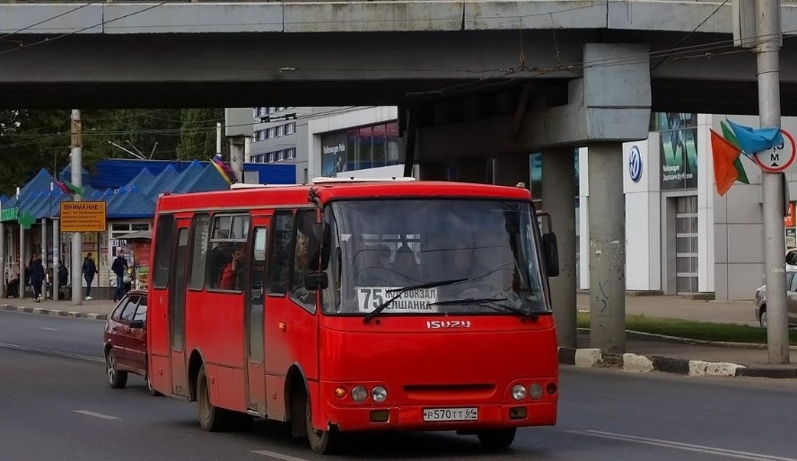 В мэрии Саратова не замечают нехватку автобусов на городских маршрутах