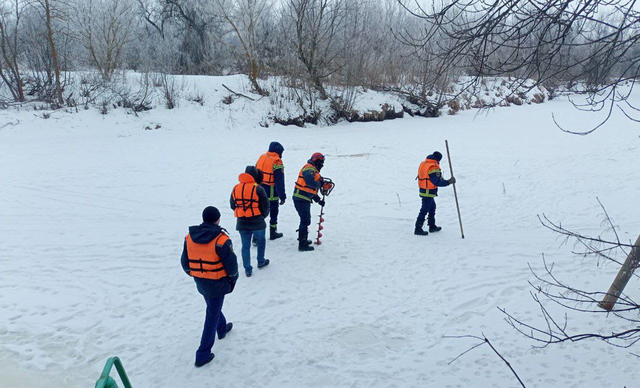 Жителей Петровского района предупредили о грядущих взрывах на Медведице Жителей Петровского района предупредили о грядущих взрывах на Медведице