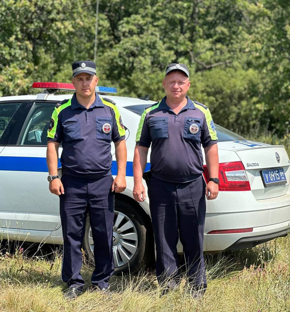 Полицейские спасли грибников