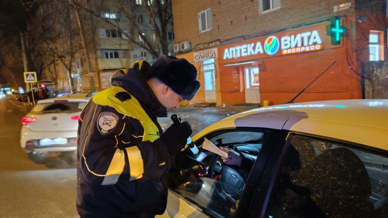 В праздничные выходные в Саратове поймали 16 пьяных водителей