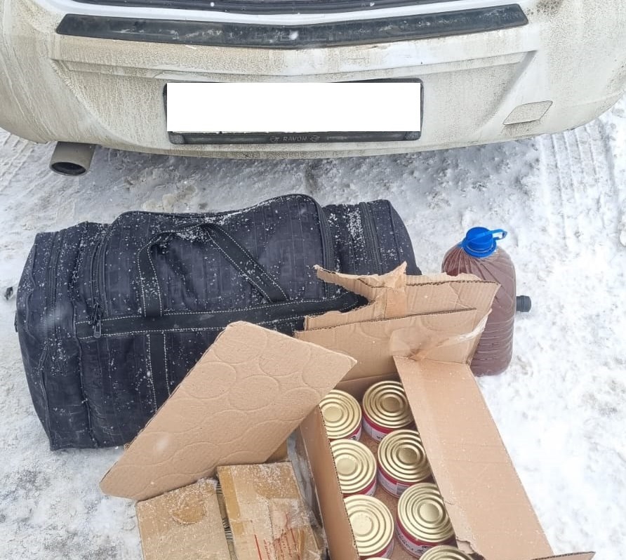 Более 100 килограммов тушёнки без документов пытались вывезти из Саратовской области