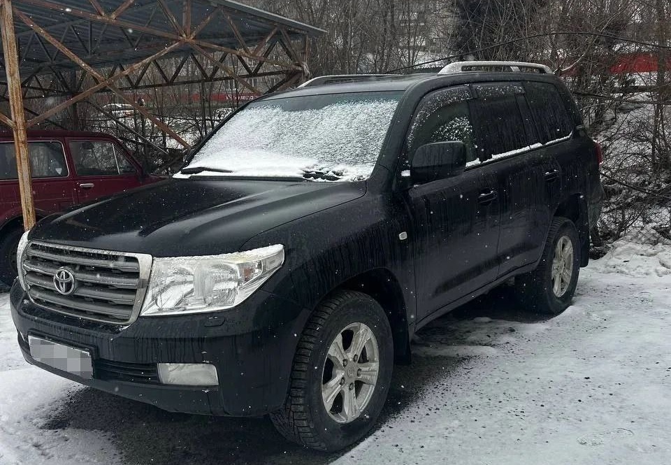 Конфискованный у пьяного саратовца Land Cruiser передали на нужды армии