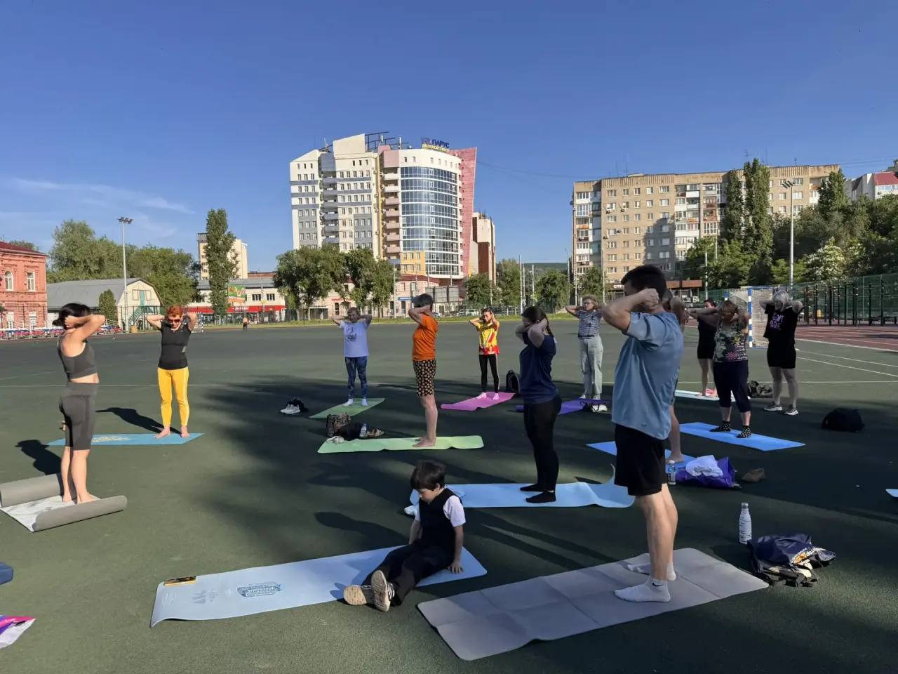 Саратовцев приглашают на бесплатные занятия по пилатесу и воркауту Саратовцев приглашают на бесплатные занятия по пилатесу и воркауту