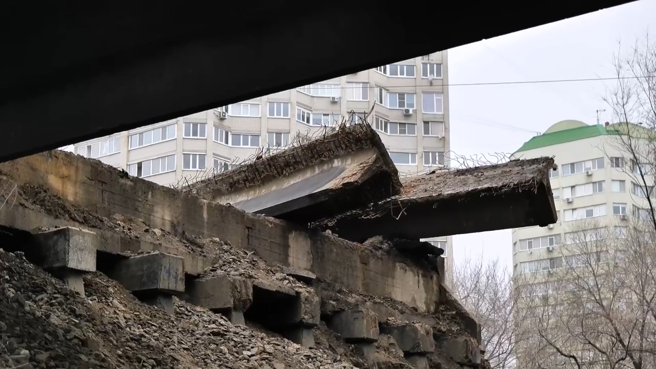 Демонтаж путепровода на Стрелке 5