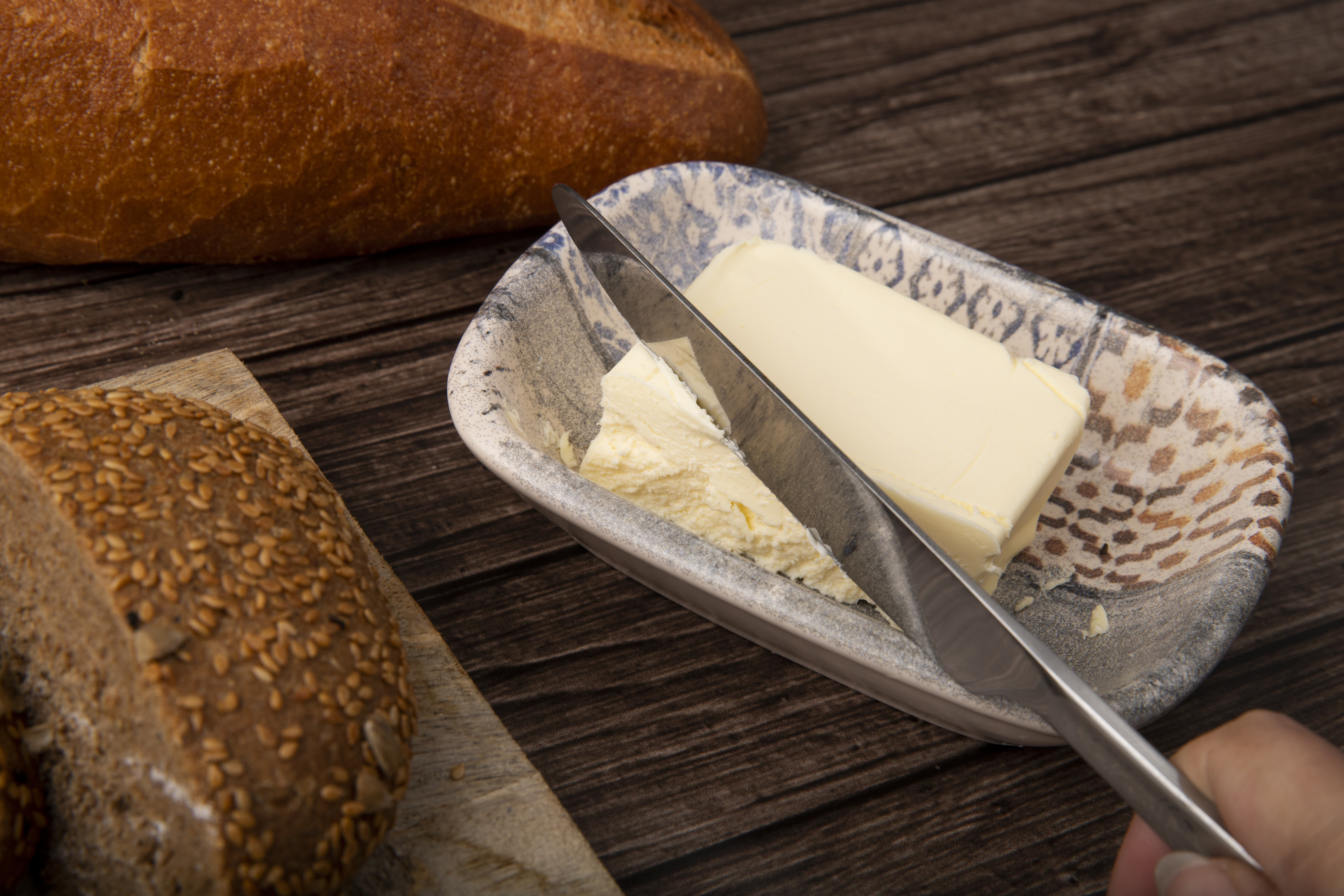 Роспотребнадзор предупреждает саратовцев о поддельном сливочном масле из Вологды Роспотребнадзор предупреждает саратовцев о поддельном сливочном масле из Вологды