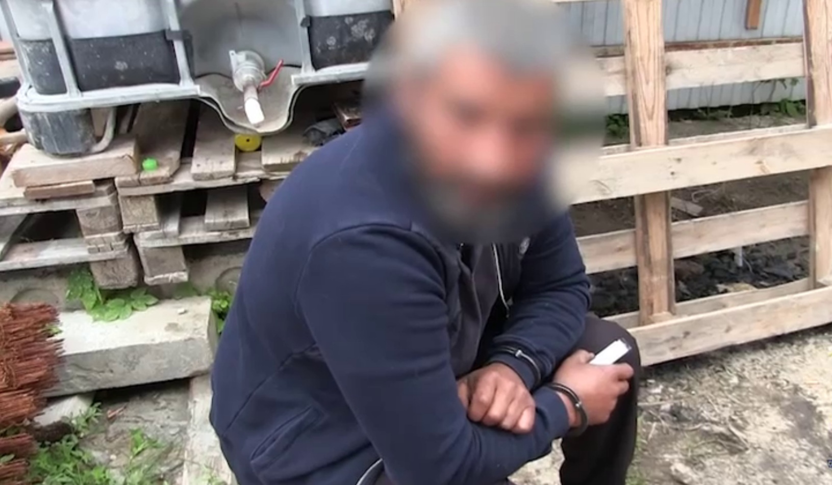 Талантливый мастер-отделочник воровал у клиентов стройматериалы для собственного коттеджа