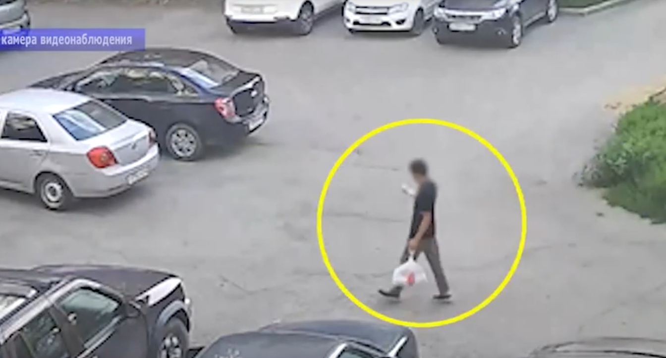 Двух несовершеннолетних курьеров мошенников задержали под Саратовом Двух несовершеннолетних курьеров мошенников задержали под Саратовом