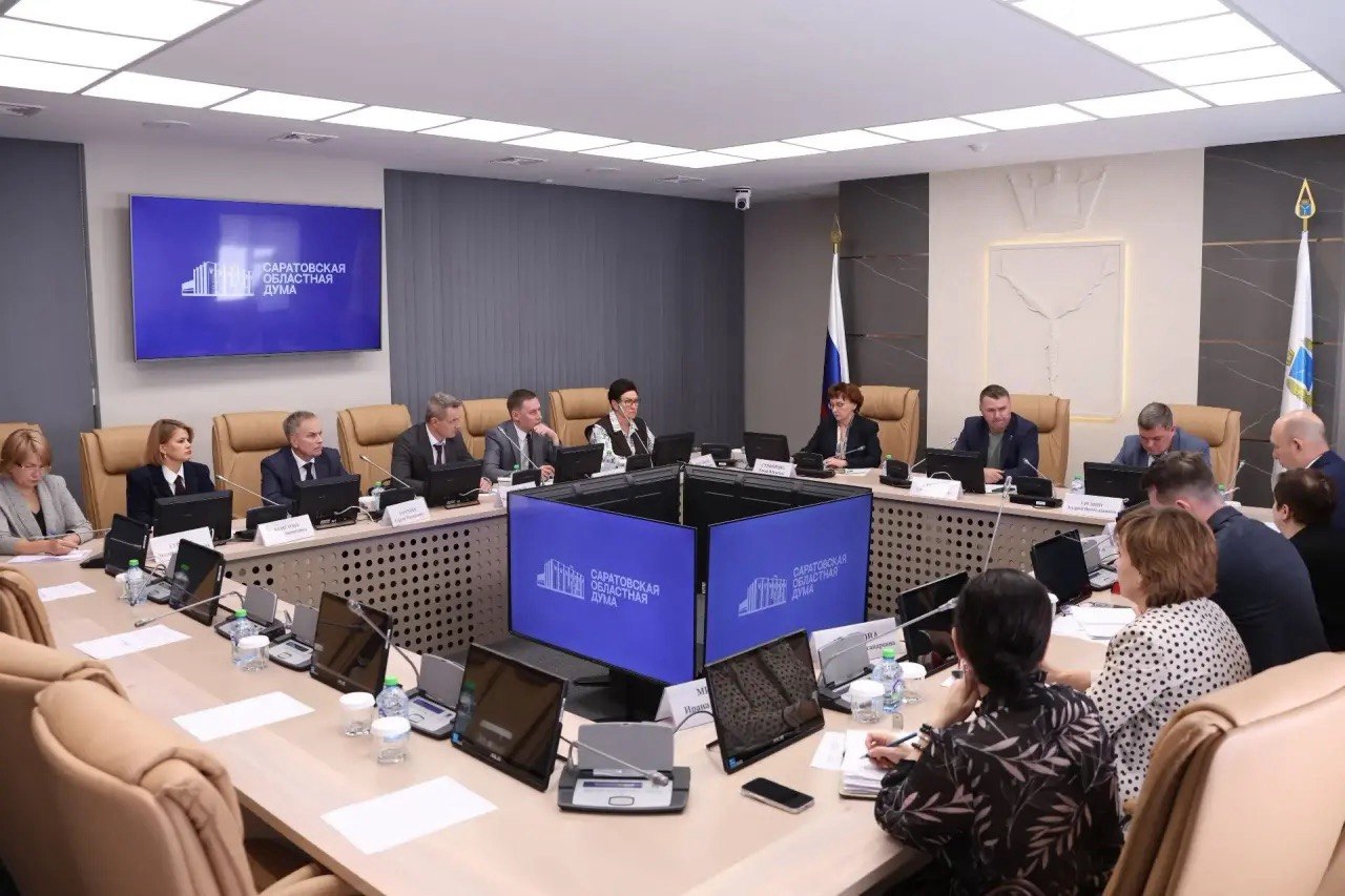 Ускорить поставку вакцины от гриппа призвали депутаты Саратовской облдумы Ускорить поставку вакцины от гриппа призвали депутаты Саратовской облдумы