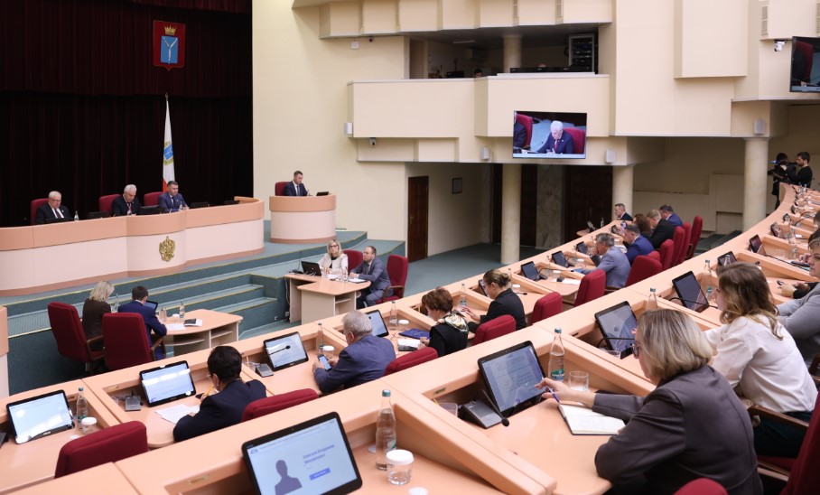 В саратовской облдуме решили, на что потратить дополнительные бюджетные деньги В саратовской облдуме решили, на что потратить дополнительные бюджетные деньги