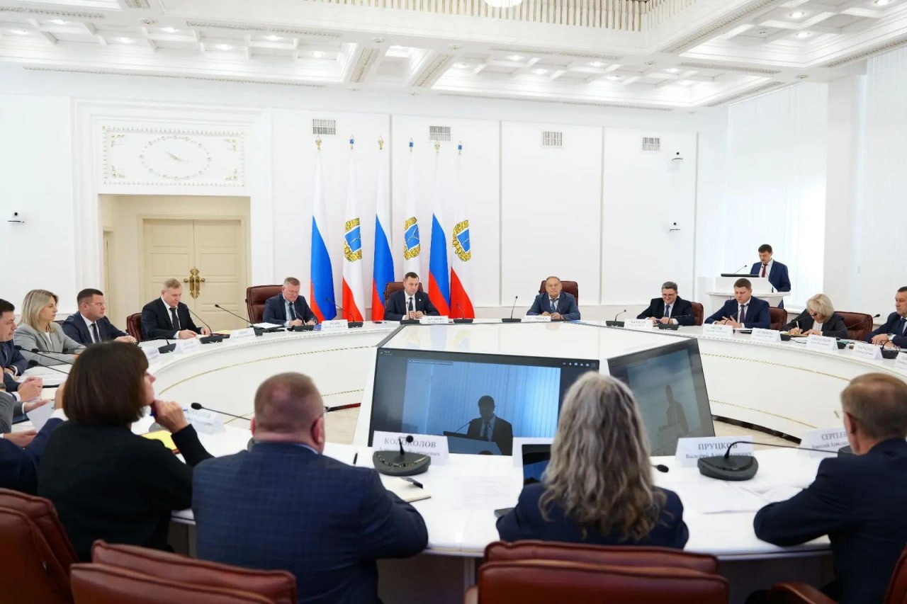 В Саратовской области расширят программу ремонта сельских дорог В Саратовской области расширят программу ремонта сельских дорог