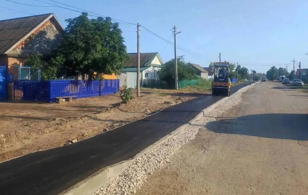 В Саратовской области отремонтировали около 100 тротуаров В Саратовской области отремонтировали около 100 тротуаров