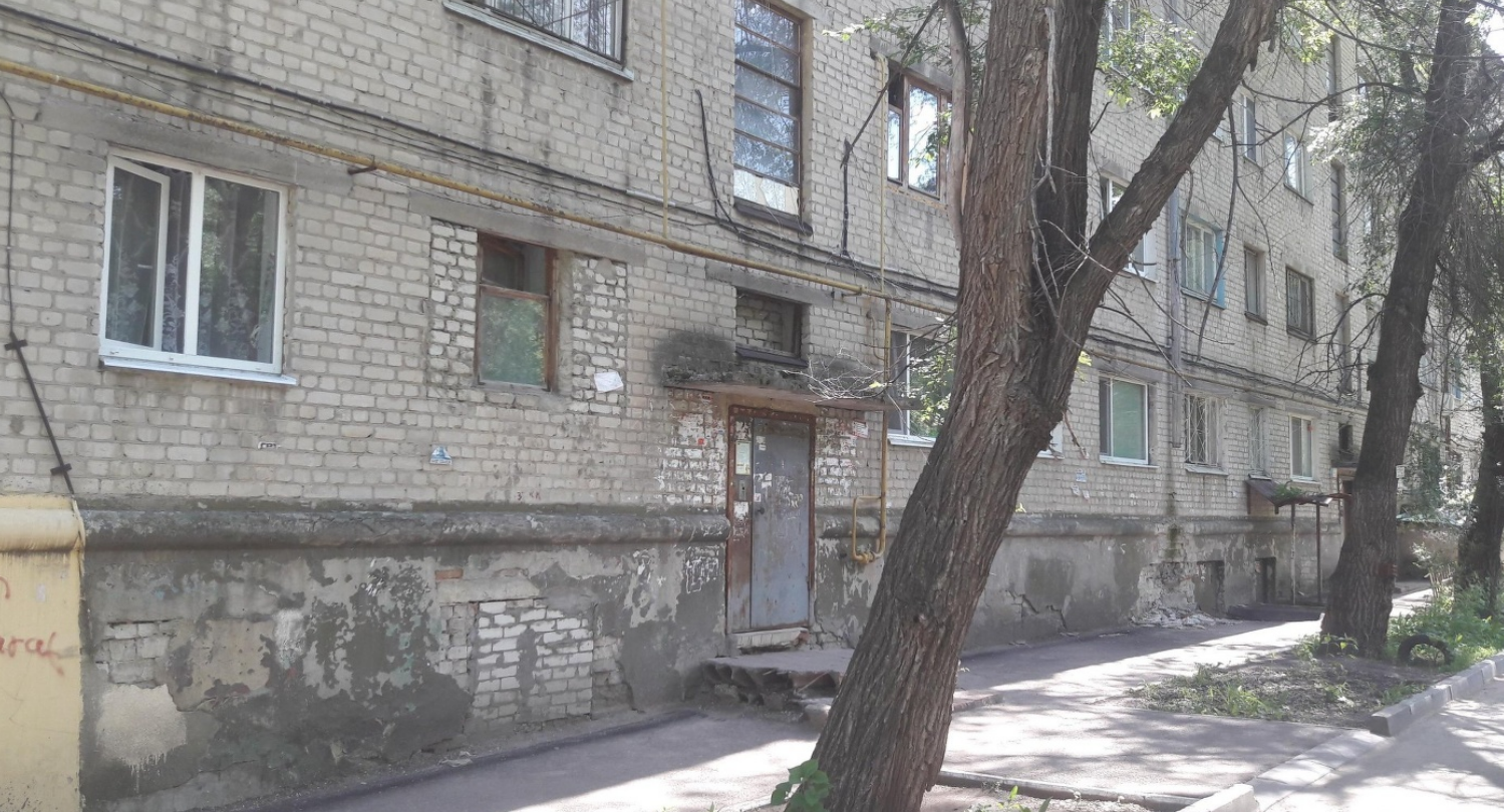 В Саратове девять домов приговорили к сносу