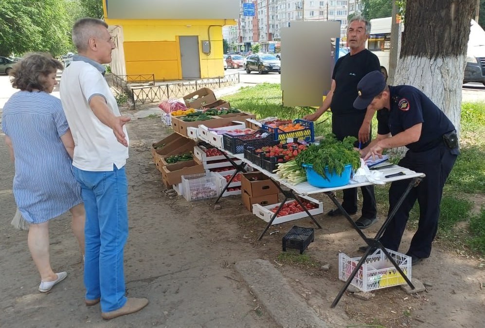 Рейды по нелегальной торговле в Энгельсе