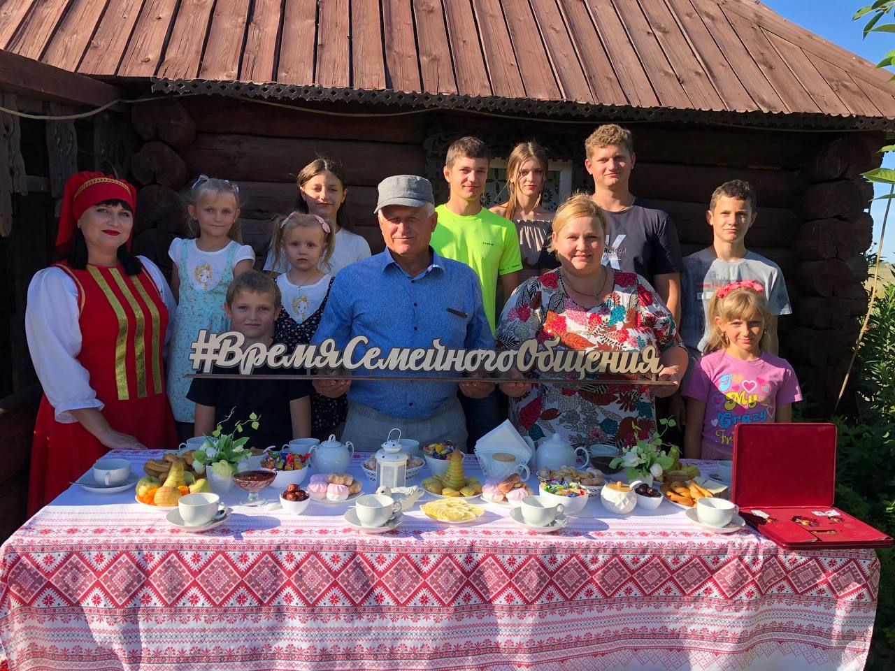 Аникины Питерский район