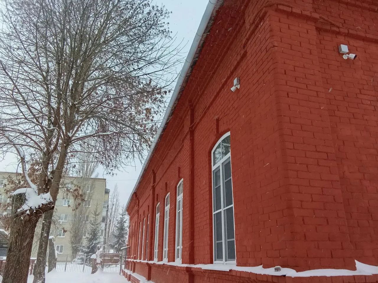 Картинная галерея без водостока Петровск еще