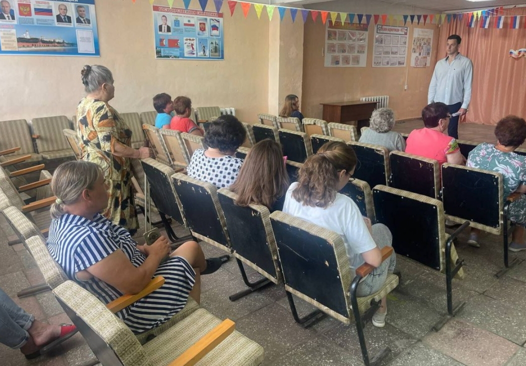 Максим Калядин встреча с жителями Кожевино