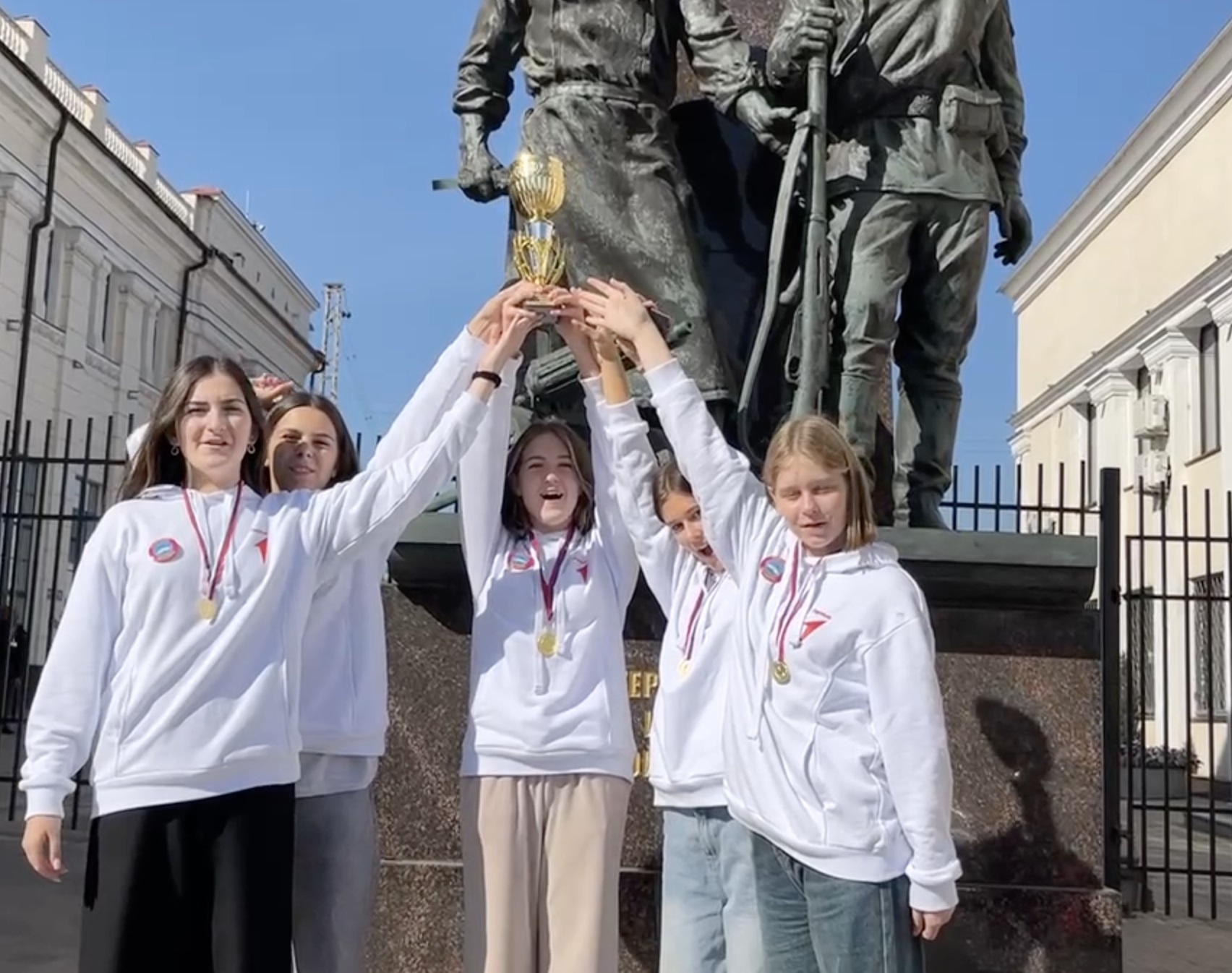 Балтайские школьницы победили на слете «Пост №1»