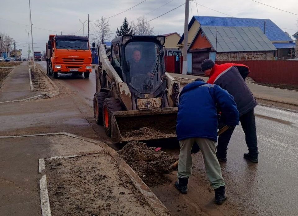 Субботник в Татищево