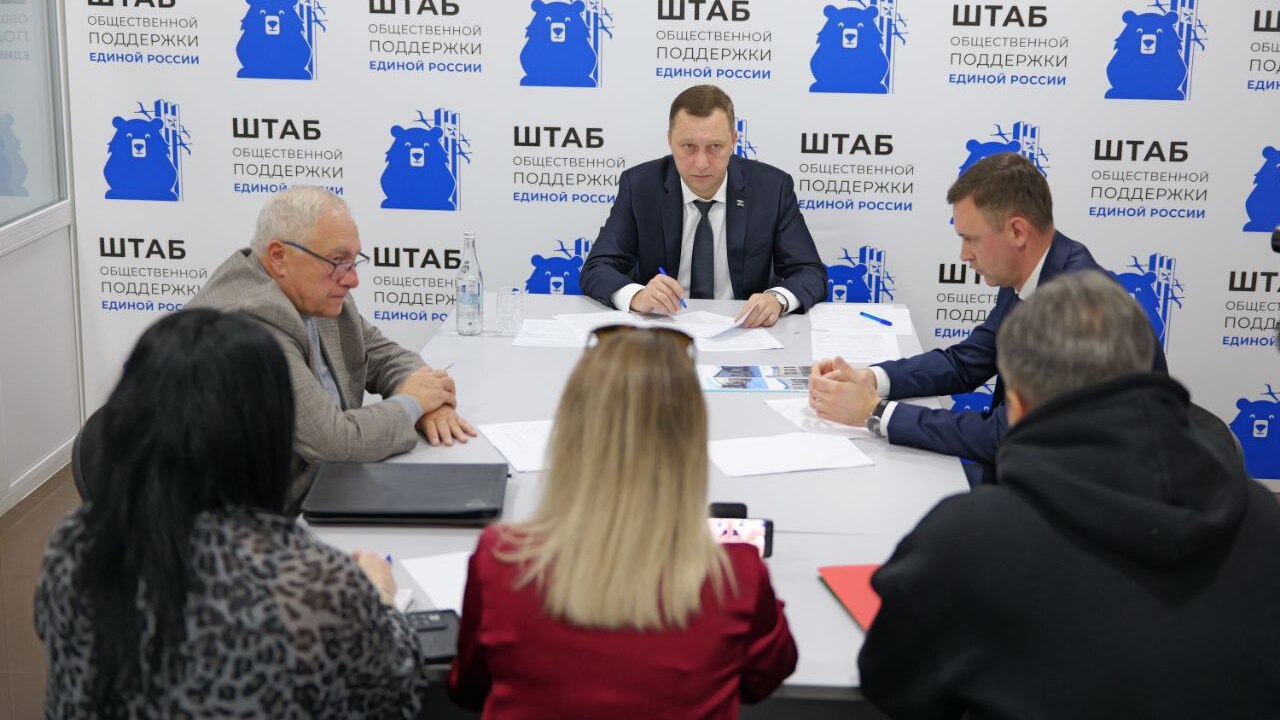 Мусор, вода и свет: саратовцы жаловались чиновникам на коммунальные проблемы