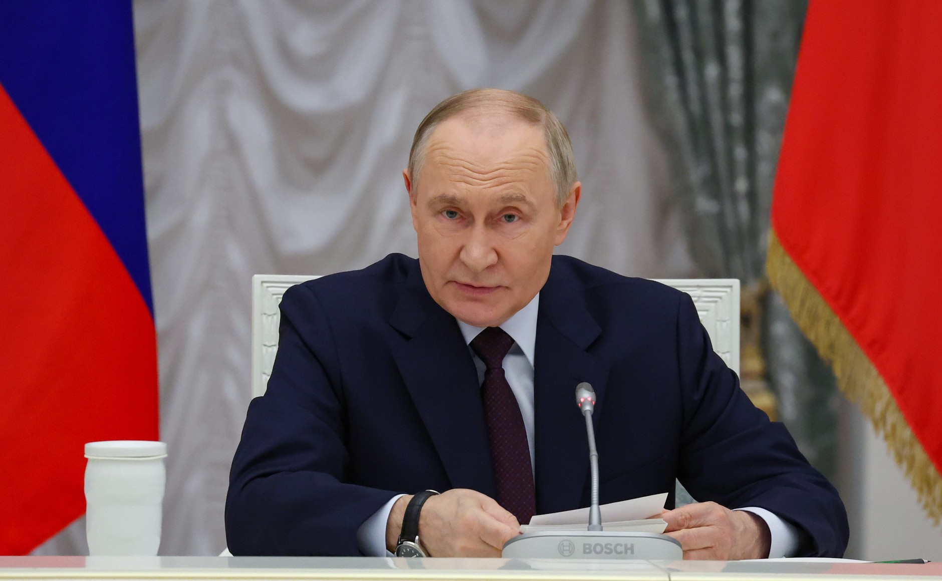 «Главная опора нашего суверенитета»: Владимир Путин поддержал проведение Года единства народов России