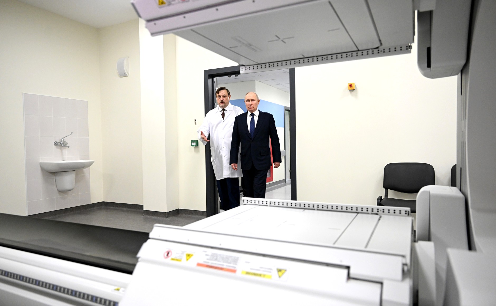 Путин в онкоцентре