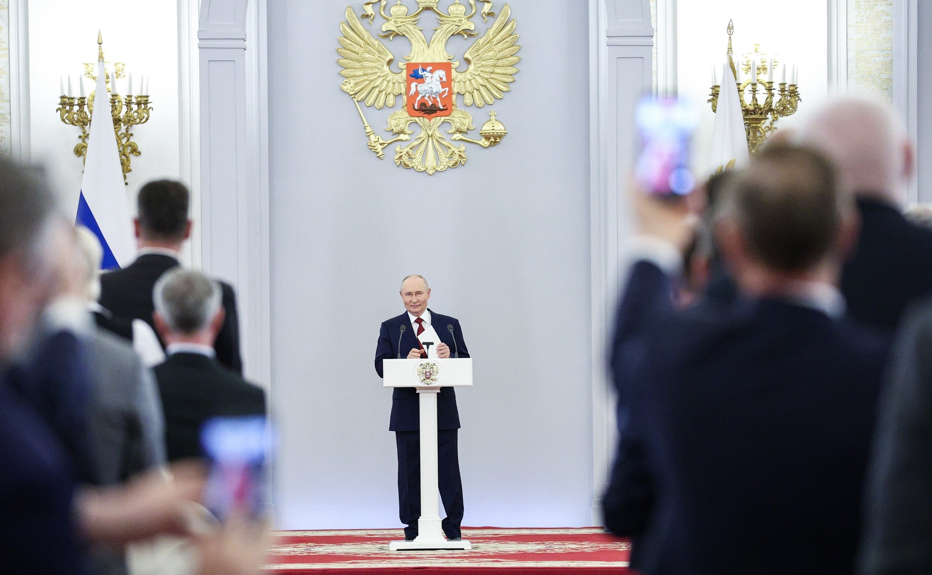 «Проявили преданность Родине»: Владимир Путин обратился к депутатам Госдумы 8-го созыва