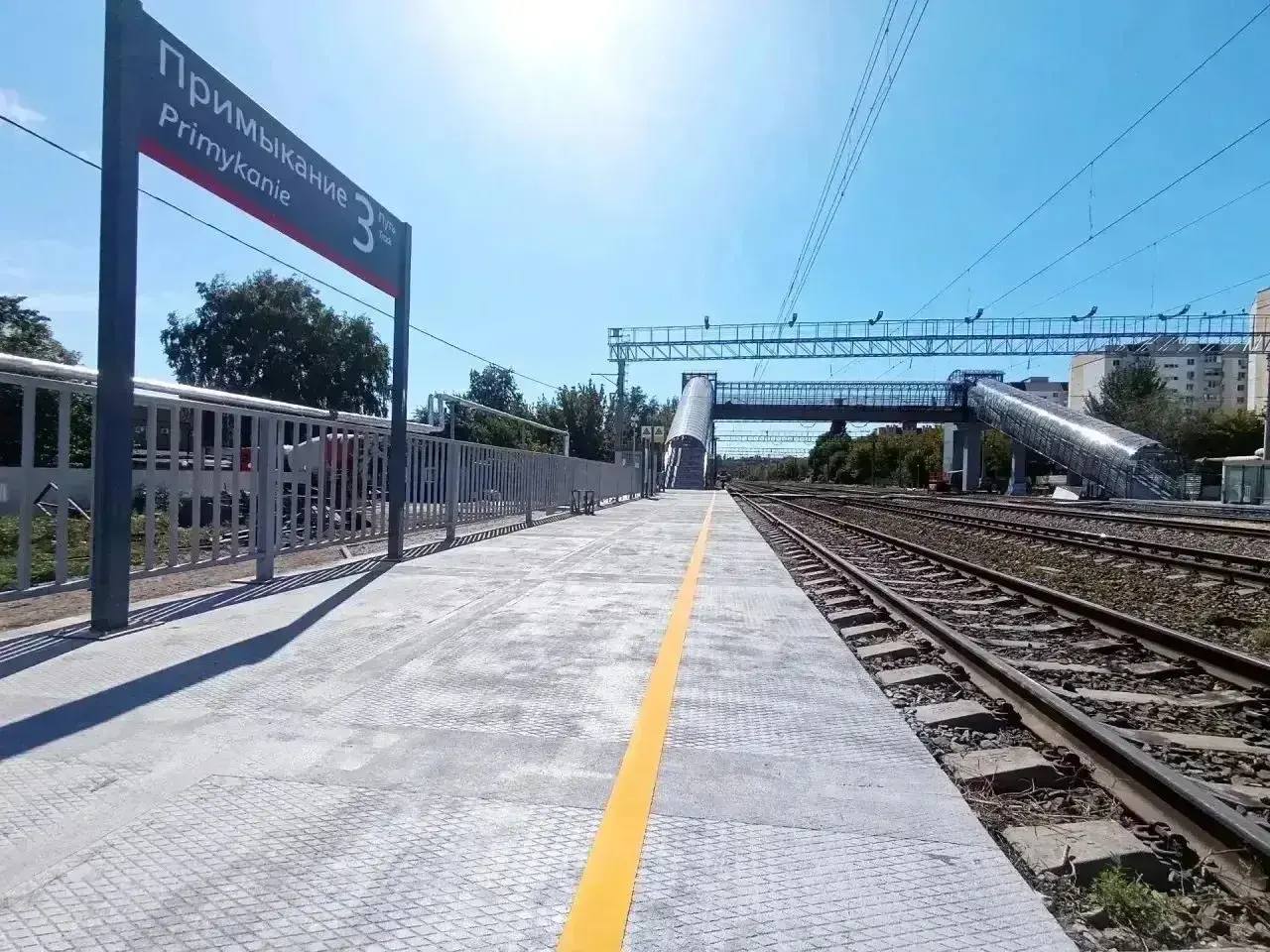 В Саратове открыли пешеходный мост с лифтами через железную дорогу В Саратове открыли пешеходный мост с лифтами через железную дорогу