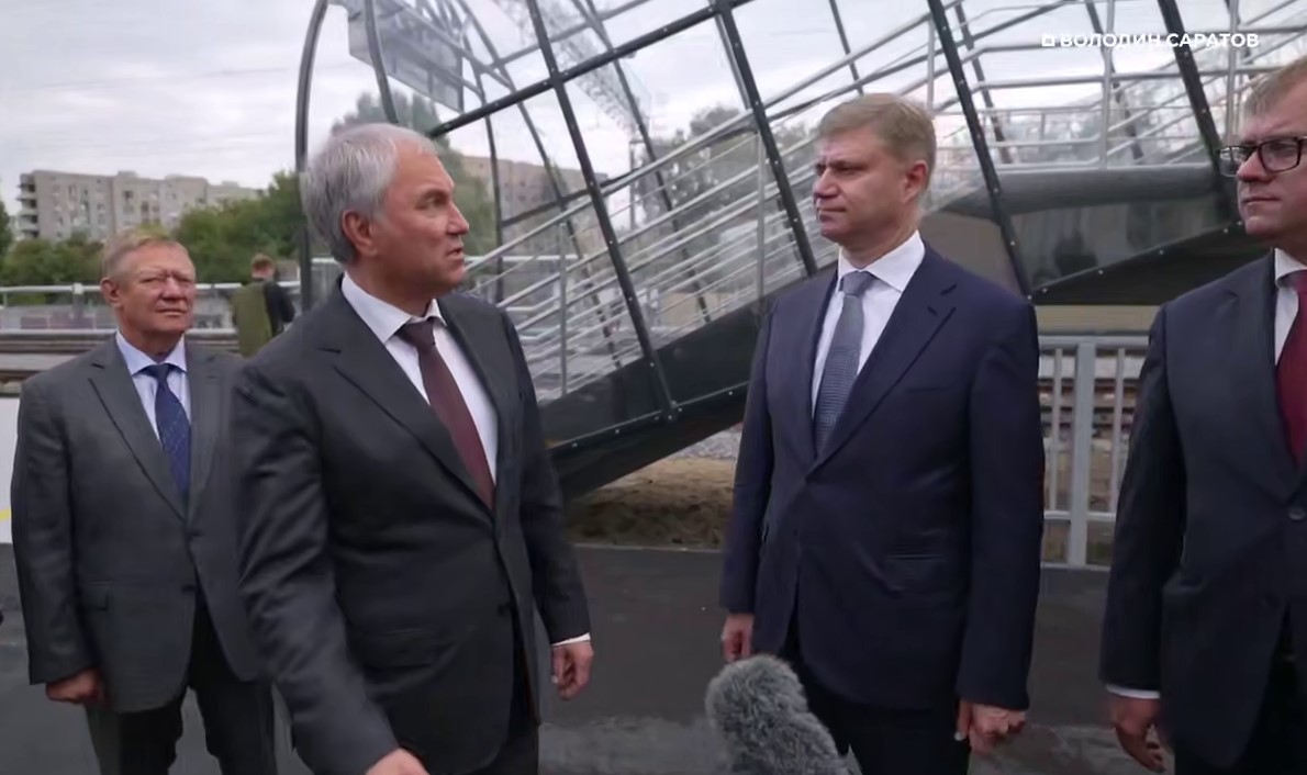 Володин осмотрел новый мост с лифтами в Заводском районе Саратова Володин осмотрел новый мост с лифтами в Заводском районе Саратова