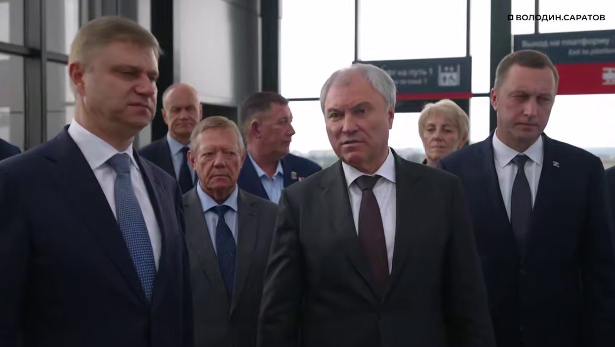 Володин предложил на вокзале проводить регистрацию саратовцев на самолет