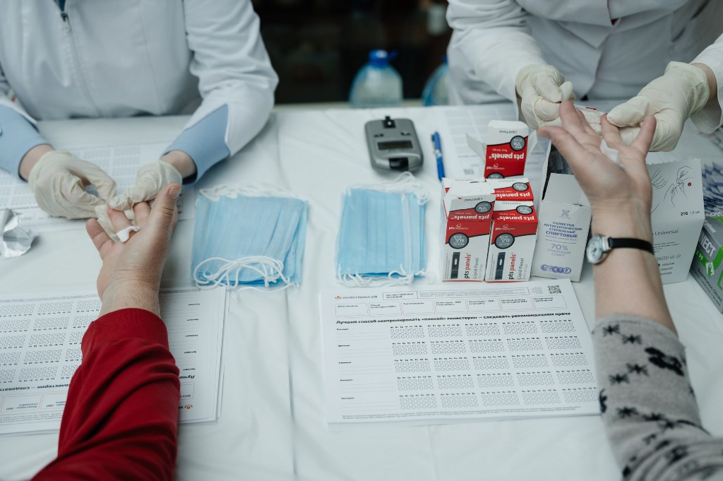 Повышенный холестерин выявили у 95% саратовцев при тестировании в ТЦ