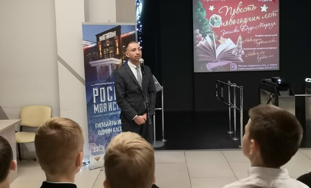 Выставка елочных игрушек 1