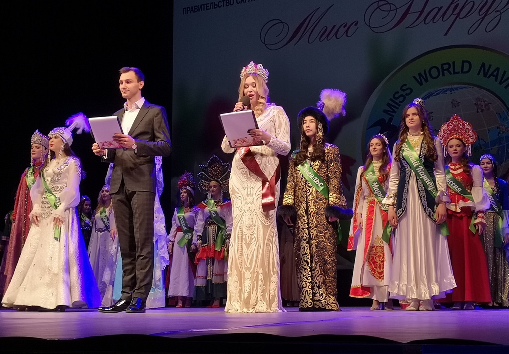 В Саратове за корону «Мисс Навруз Мира 2024» борются девушки из 12 стран