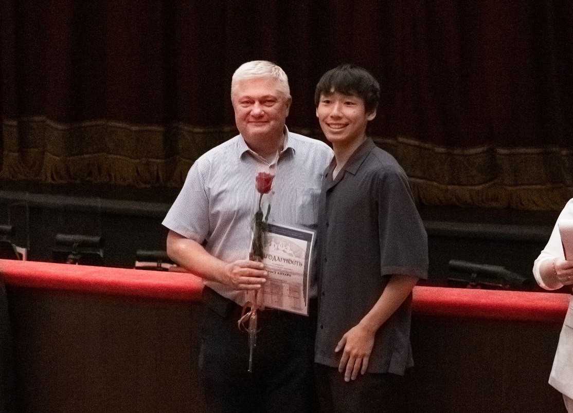 Награждение сотрудников театра оперы и балета