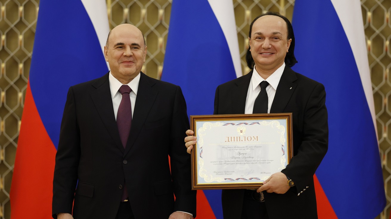 Мишустин дал премию за саратовский цирковой фестиваль