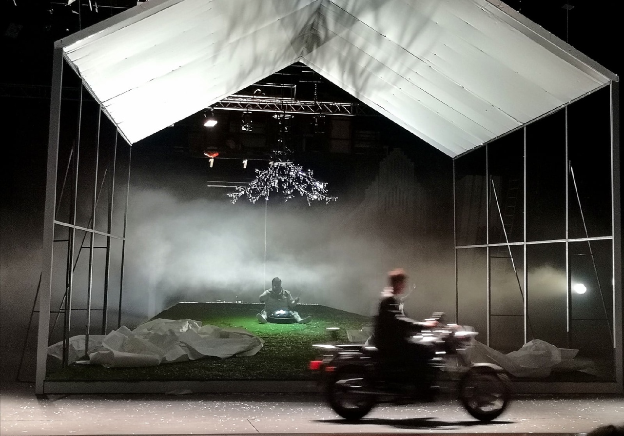 Обыкновенное чудо ТЮЗ Саратов 3