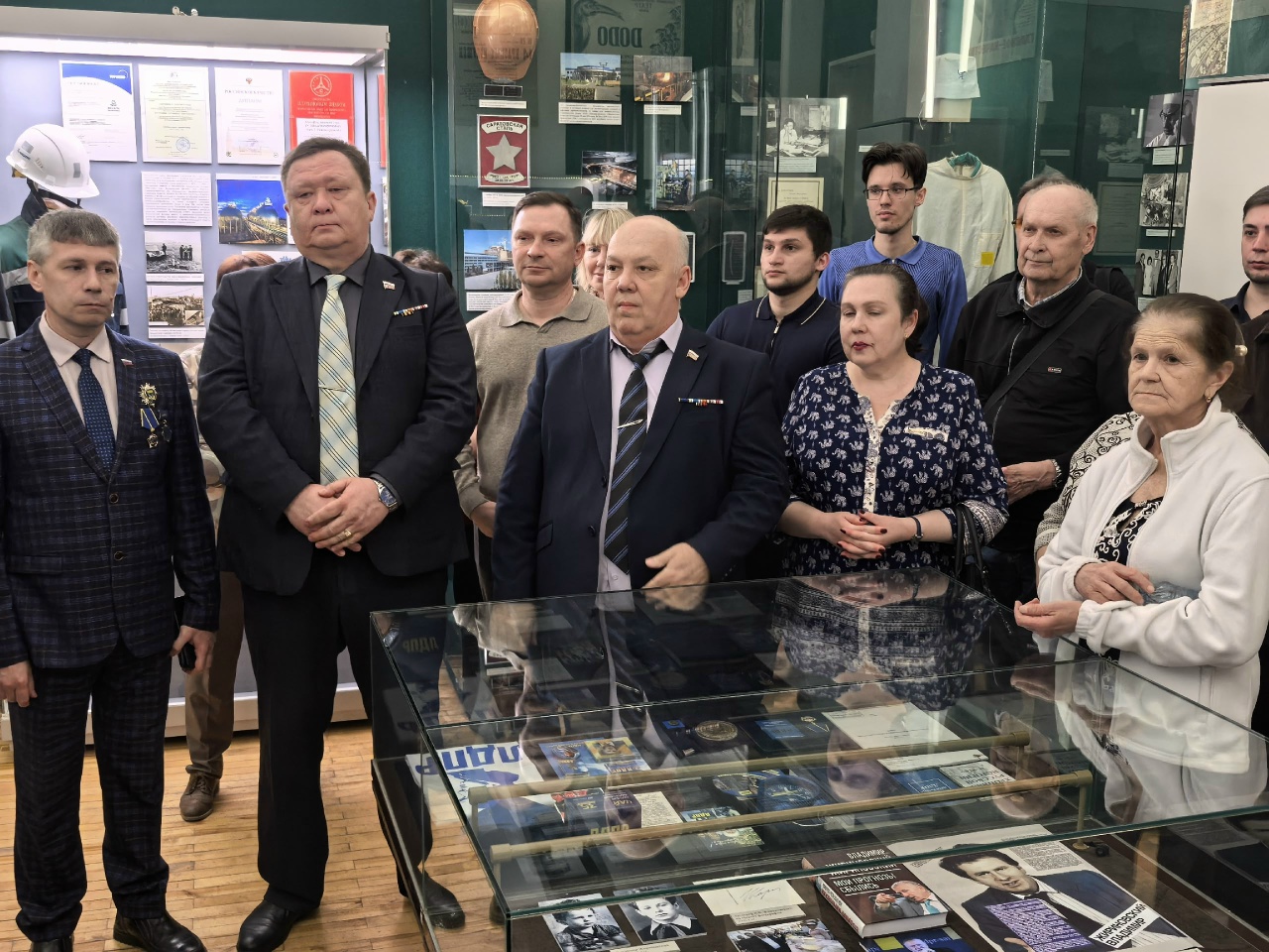 Выставка Жириновский 2