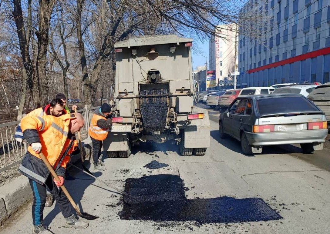 «Кошмар!» - так саратовцы описывают дороги в областном центре