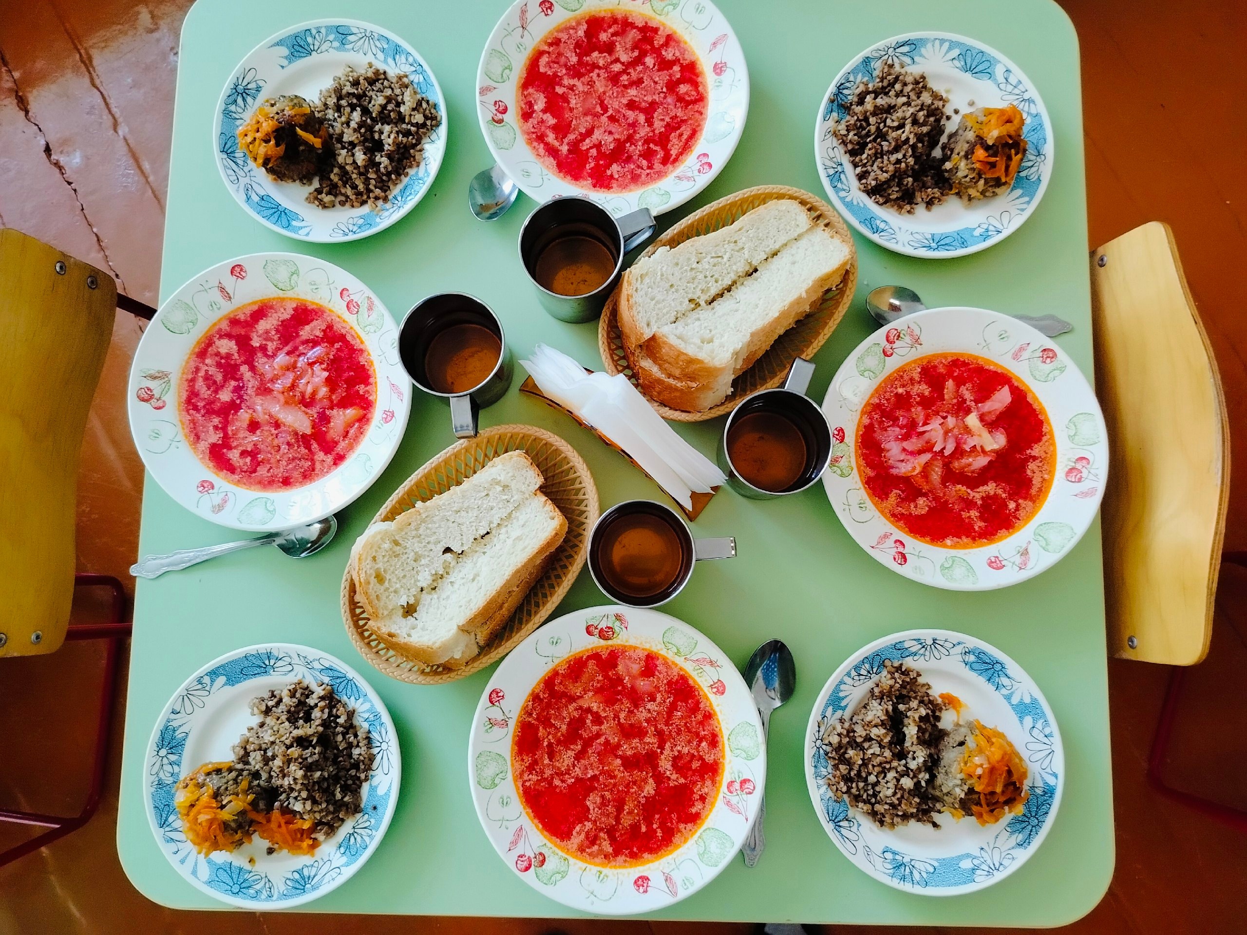 «Вкусно и сытно»: саратовцы рассказали Володину о питании малышей в детсадах