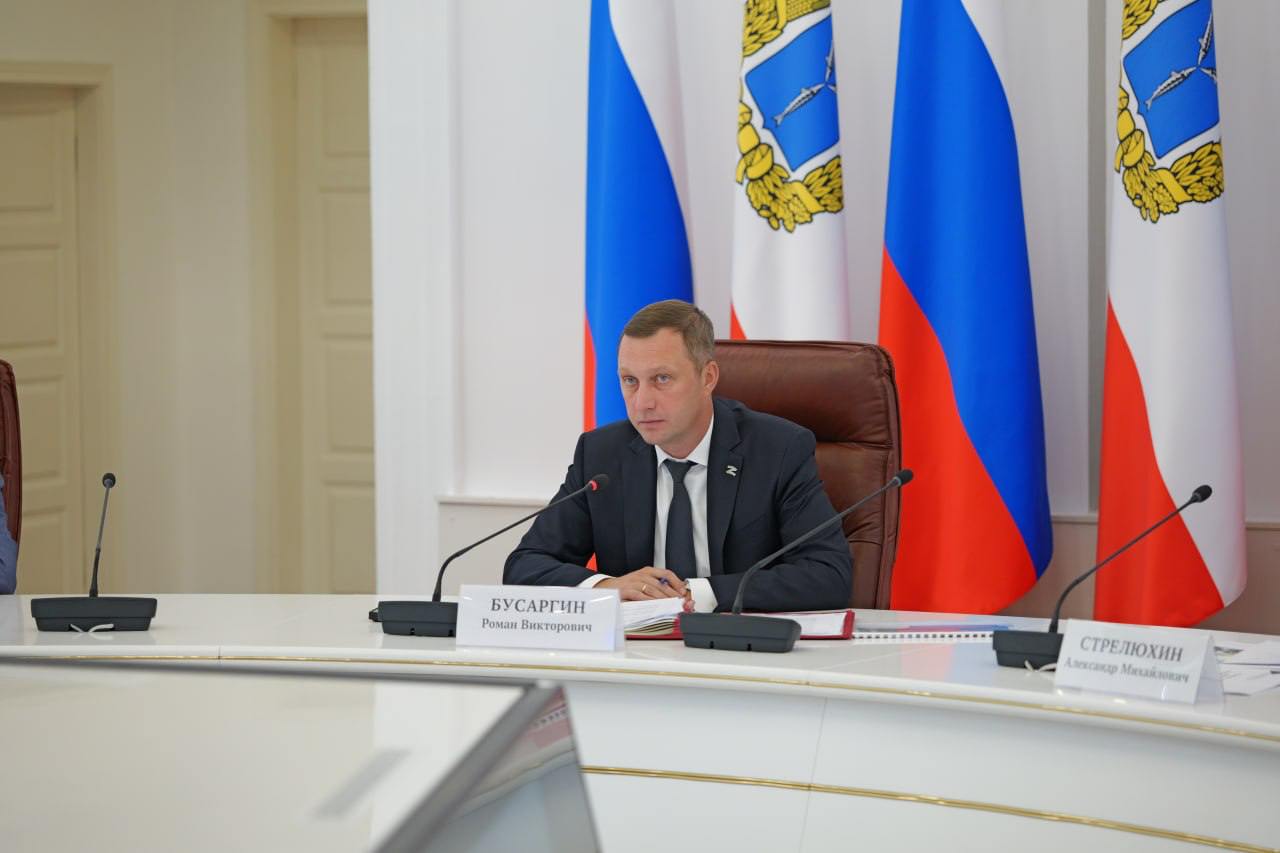 Мусор, вода и дроны: жители Саратовской области обращаются с вопросами к губернатору Мусор, вода и дроны: жители Саратовской области обращаются с вопросами к губернатору