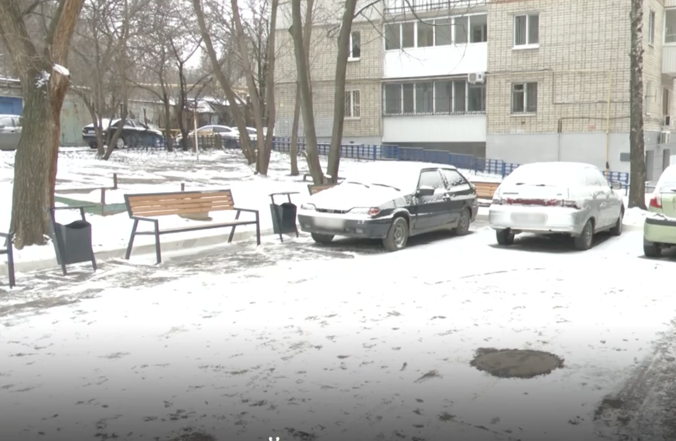 Пустота и хаос: саратовцы просят у Володина детские площадки