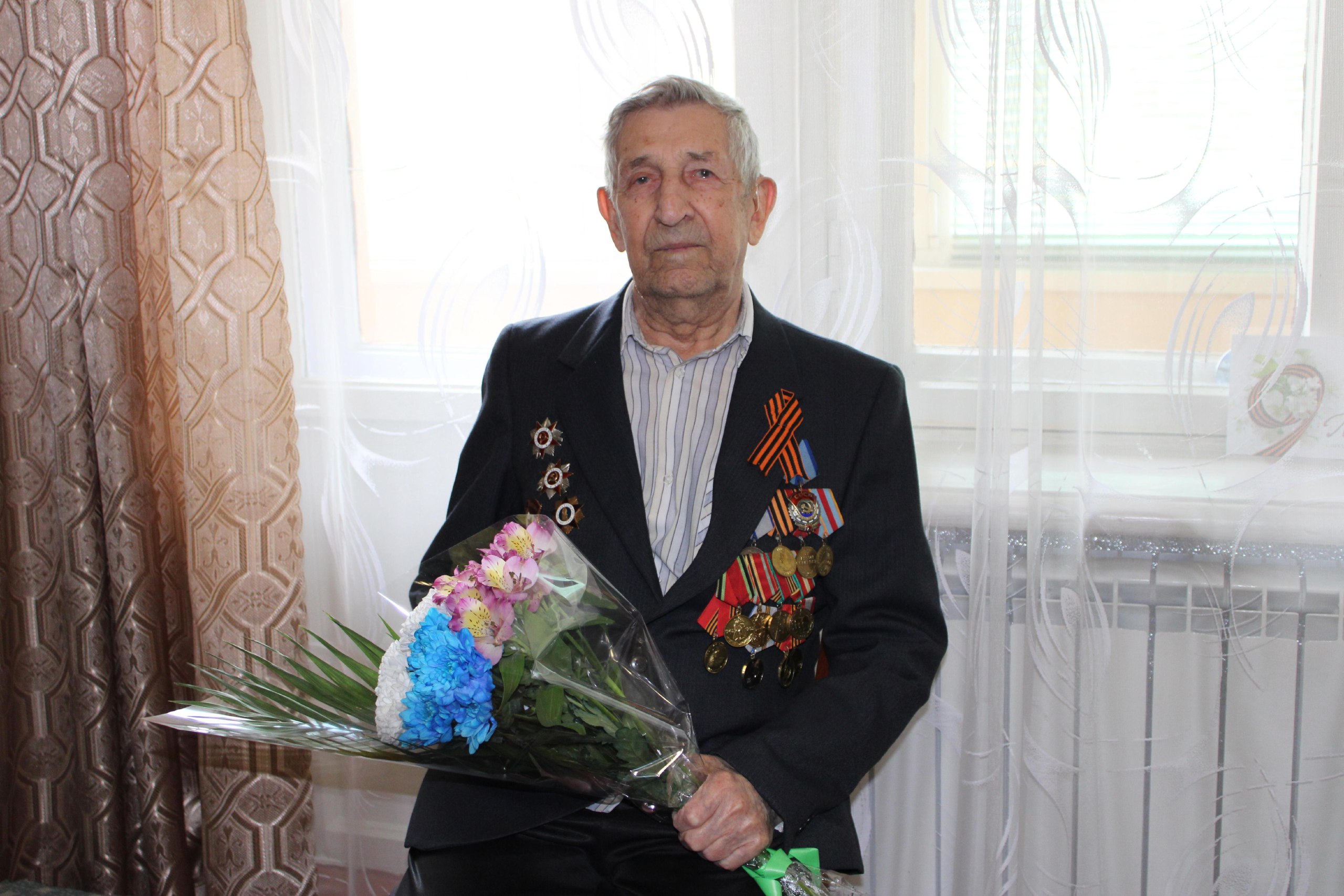 «Символ мужества и силы духа»: в Ершовском районе скончался последний ветеран ВОВ