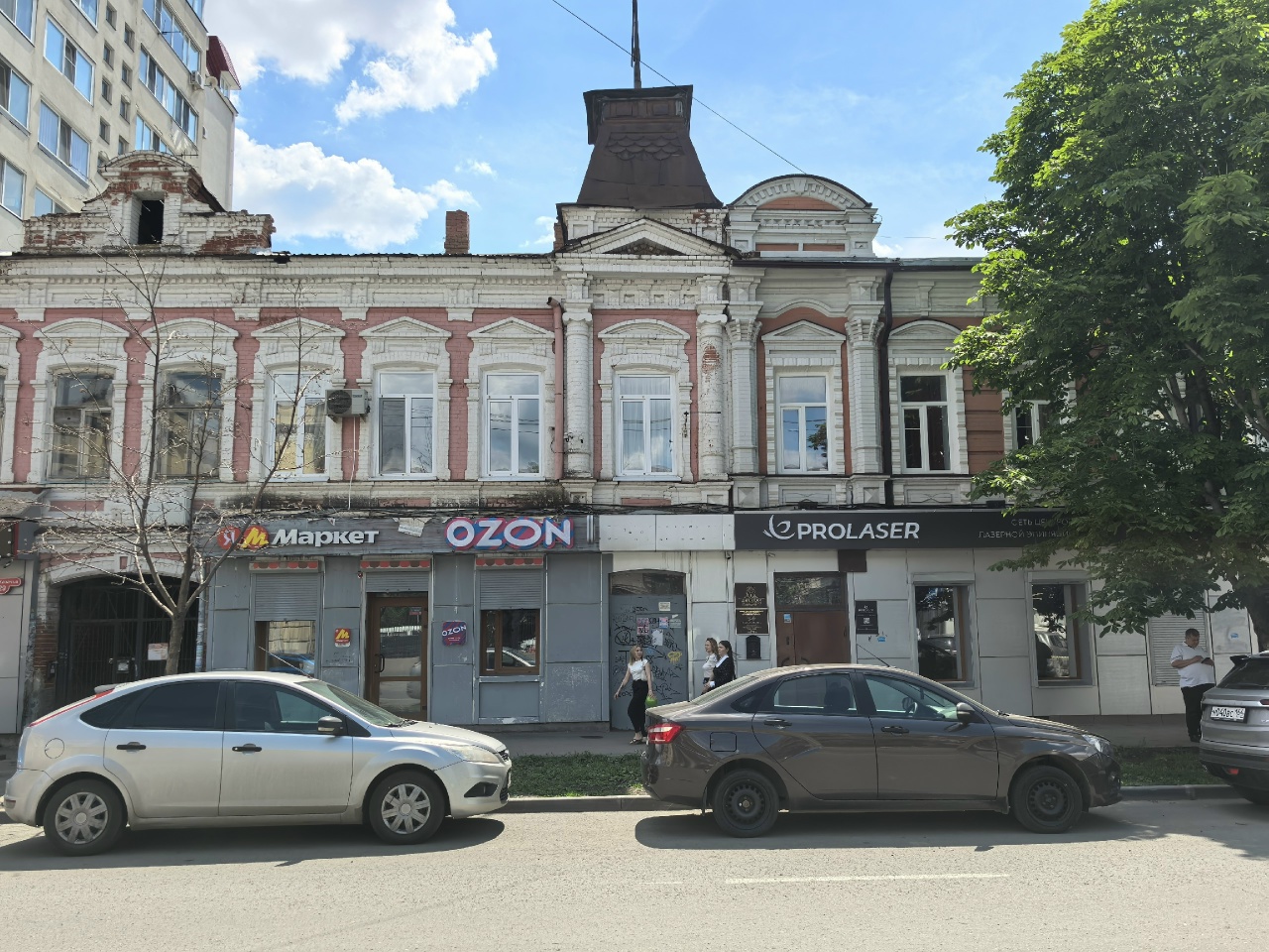 В Саратове жильцы старинного особняка борются против расселения В Саратове жильцы старинного особняка борются против расселения